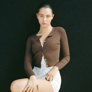 Réalisation Par The Winona Cardigan in chocolate brown ribbed knit - Small